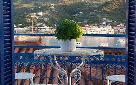 Poros Home